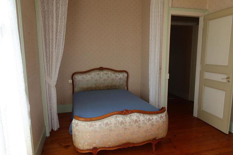 Demeure - 280 m² - 12 pièces