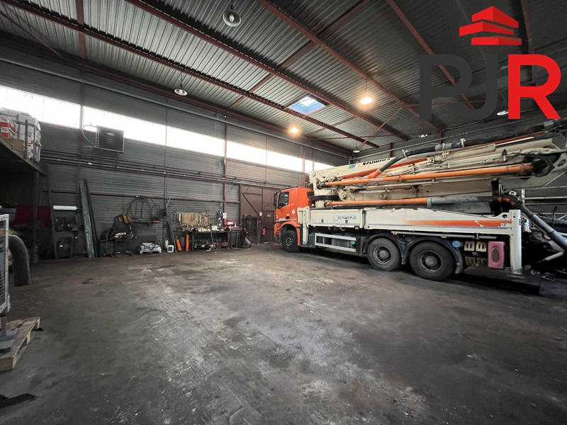 Local d'activités - 462 m²