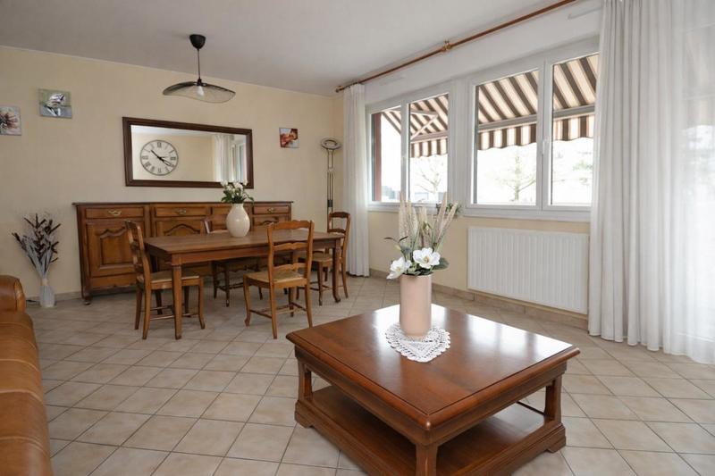 Appartement - 95 m² - 6 pièces