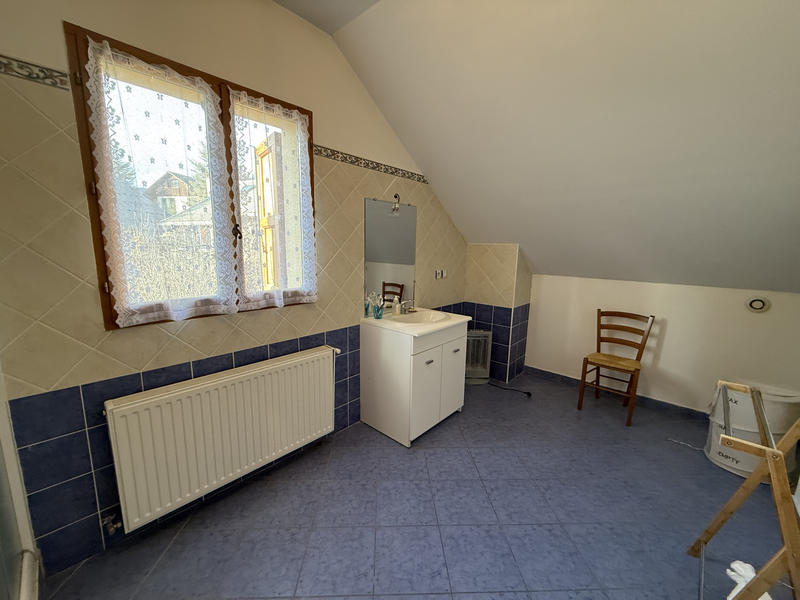 Maison - 180 m² - 6 pièces