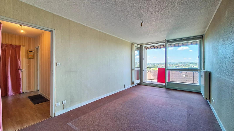 Appartement - 82 m² - 5 pièces