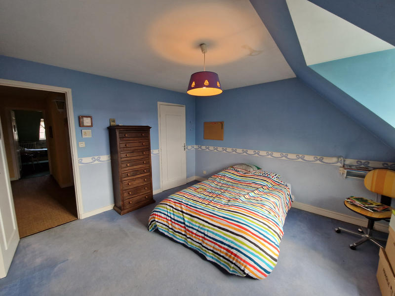 Maison - 340 m² - 12 pièces