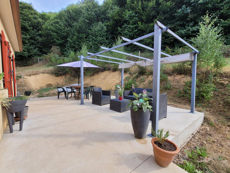 Maison - 99 m² - 5 pièces