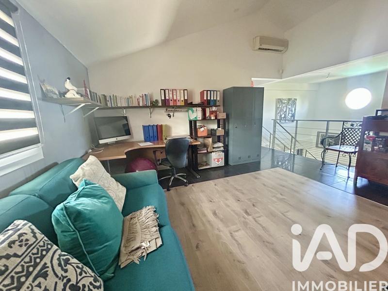 Maison - 200 m² - 4 pièces