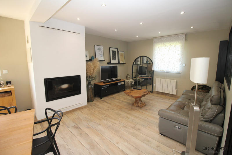 Maison - 163 m² - 6 pièces