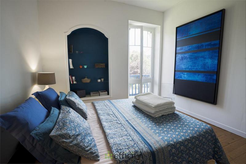 Villa - 244 m² - 9 pièces