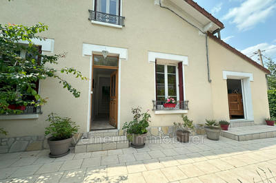Maison - 178 m² - 7 pièces
