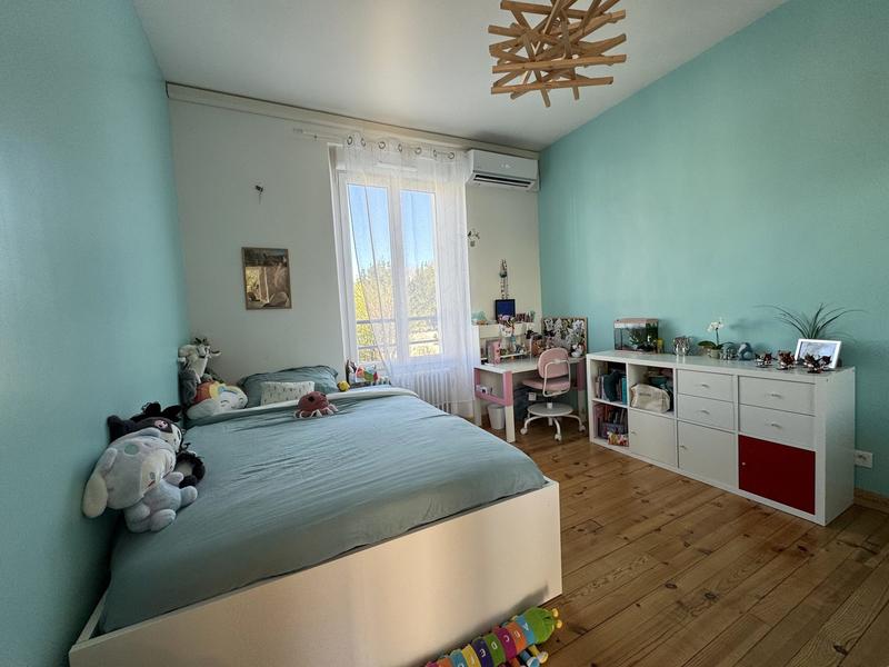 Maison - 204 m² - 6 pièces