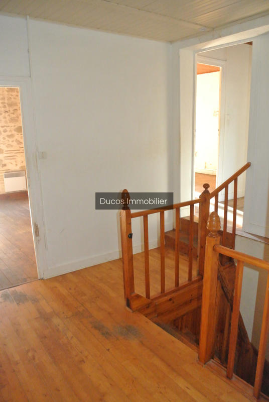 Maison - 230 m² - 7 pièces