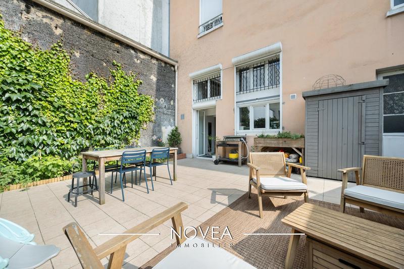 Appartement - 99 m² - 4 pièces