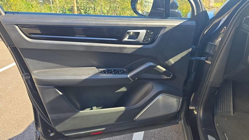 Porsche Cayenne III 3.0 E-Hybrid 462 4x4 Tiptronic 8 - Automatique Toit ouvrant