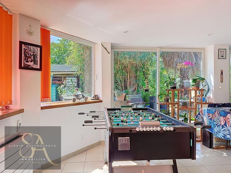 Maison - 192 m² - 9 pièces