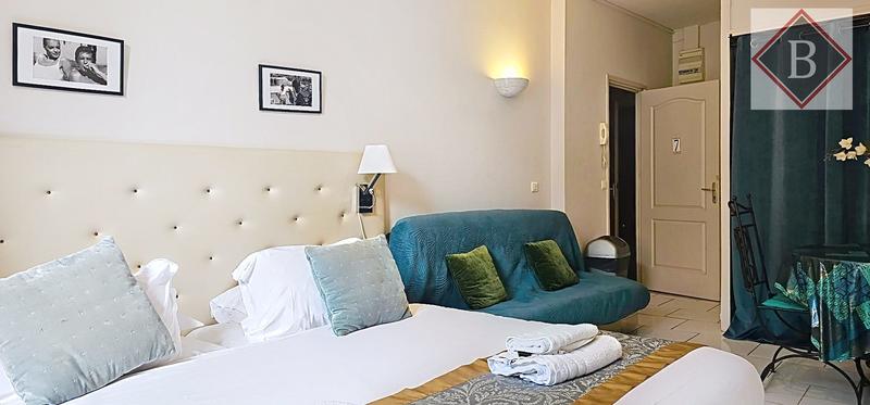 Appartement - 93 m² - 4 pièces