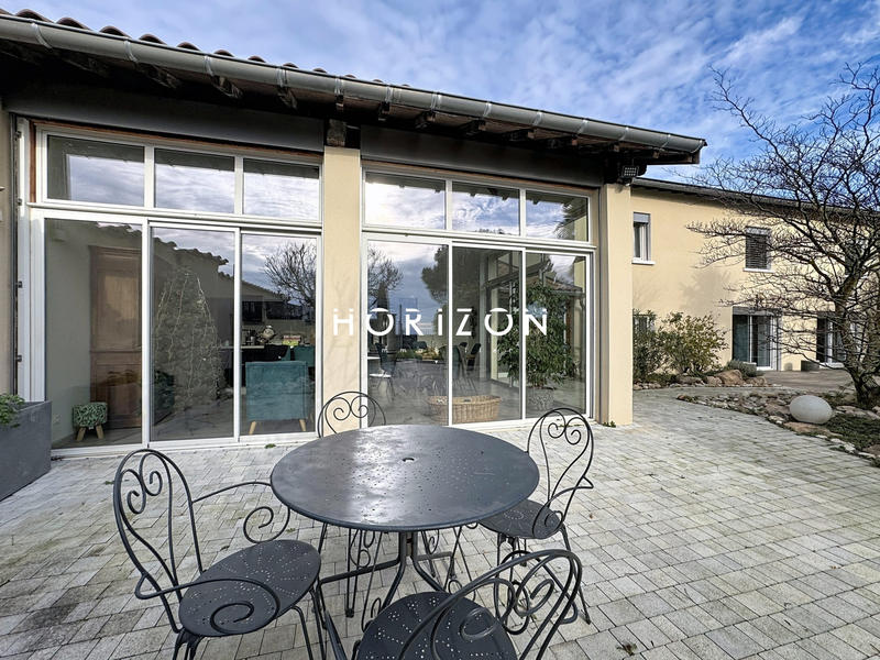 Maison ancienne - 195 m² - 7 pièces