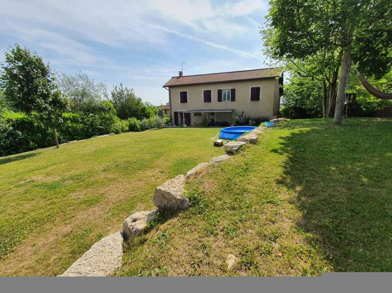 Villa - 164 m² - 8 pièces