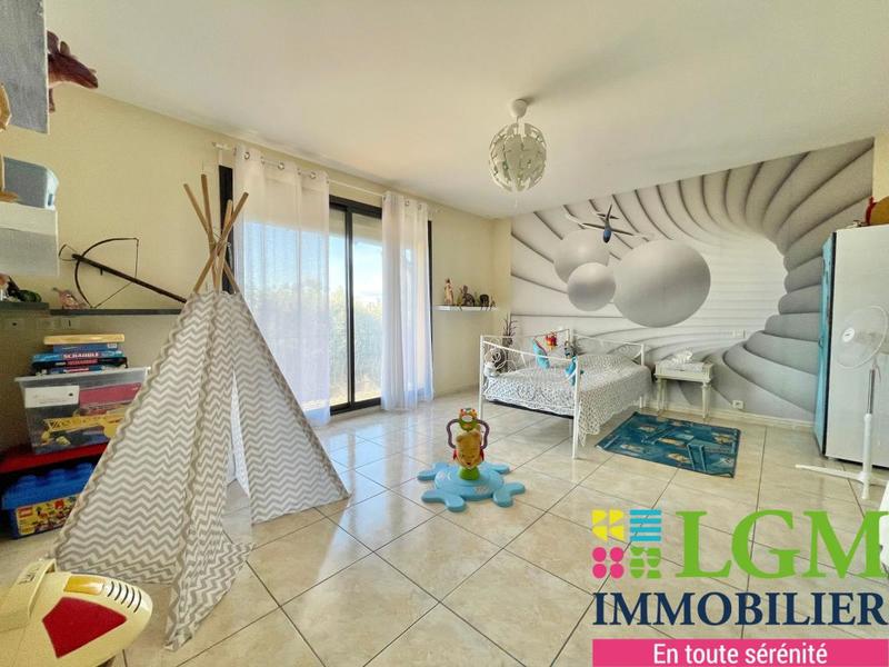 Maison - 138 m² - 5 pièces