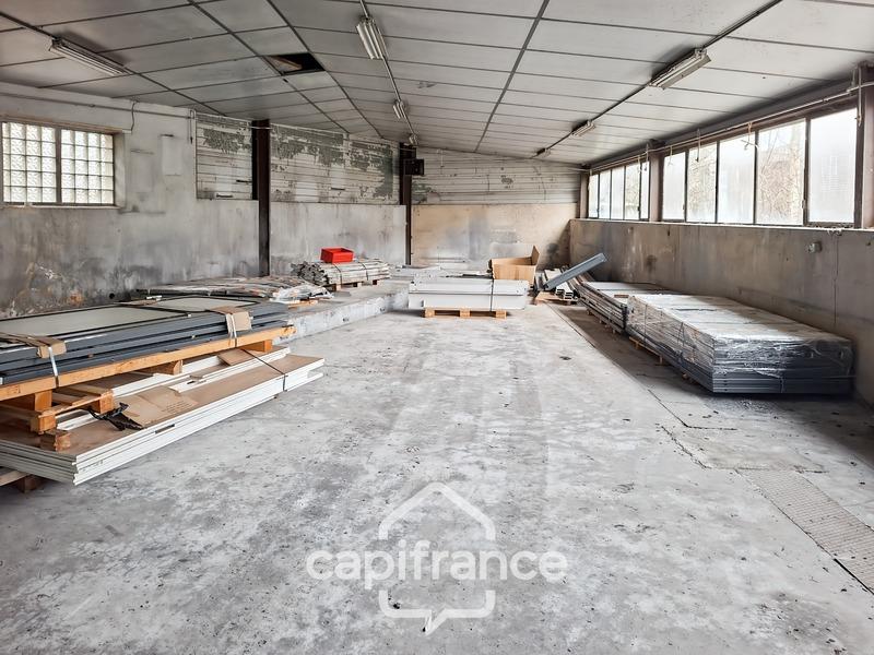 Bureau - 3 800 m² - 6 pièces