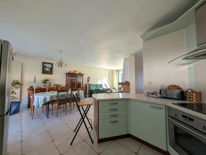 Maison - 135 m² - 5 pièces