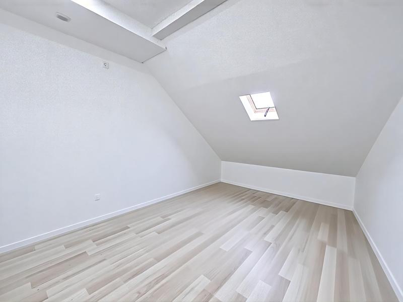 Maison - 80 m² - 5 pièces