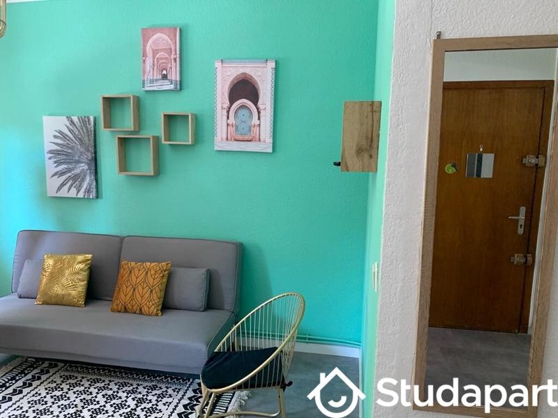 Chambre - 12 m² - 1 pièce