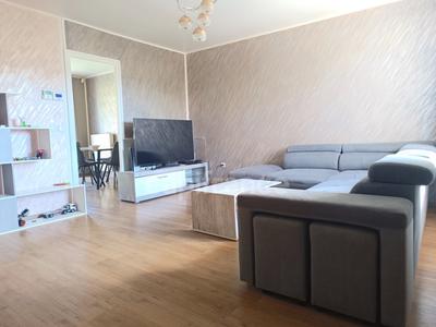 Maison - 85 m² - 5 pièces