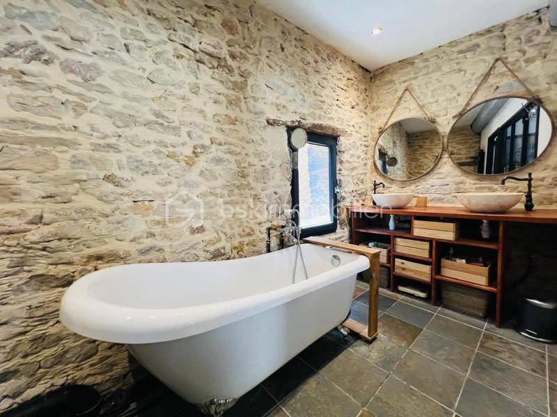 Maison - 93 m² - 3 pièces