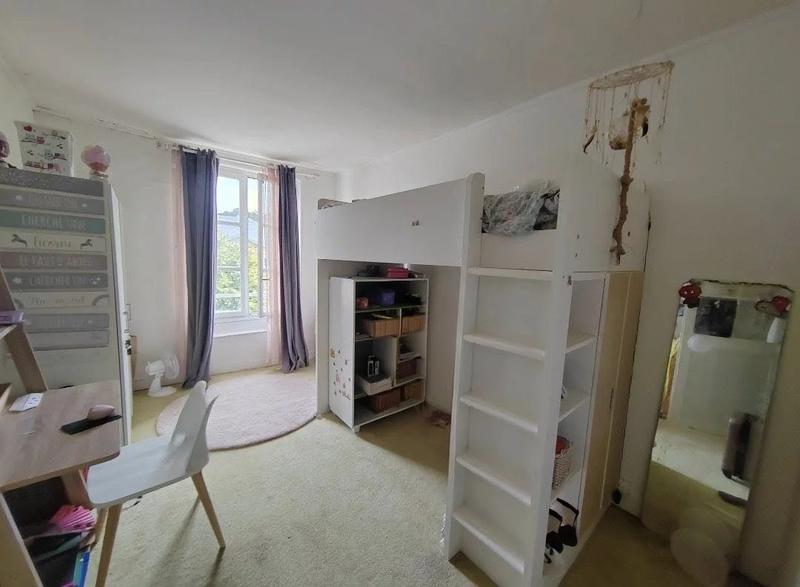 Appartement - 530 m² - 19 pièces