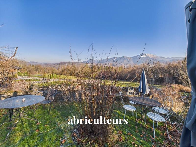 Maison ancienne - 433 m² - 16 pièces