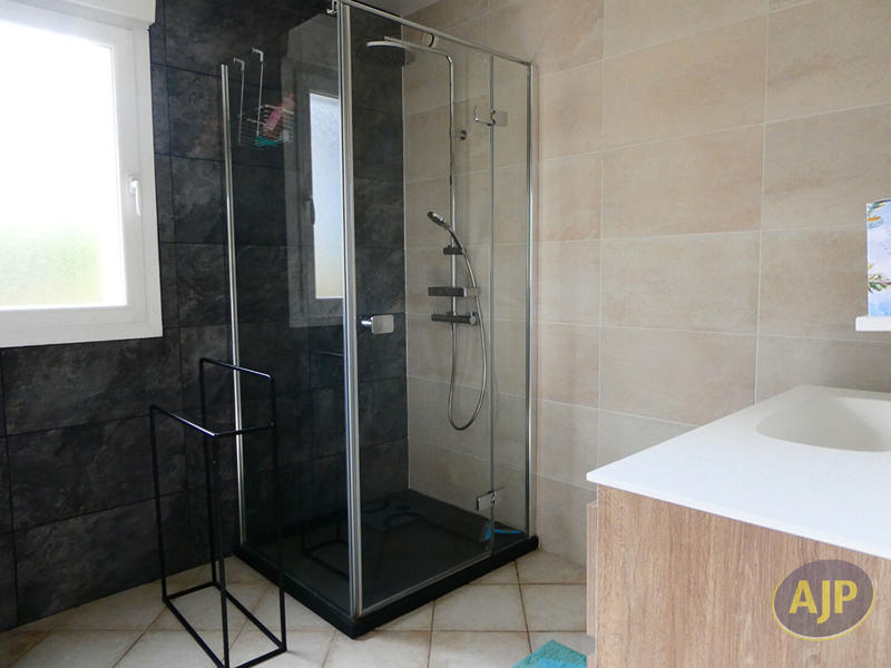 Maison - 138 m² - 6 pièces