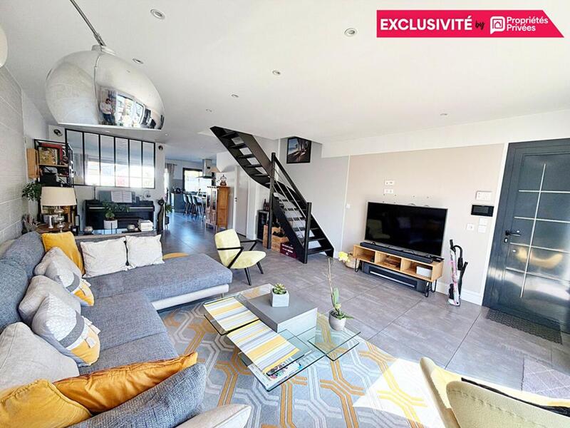 Maison - 155 m² - 5 pièces