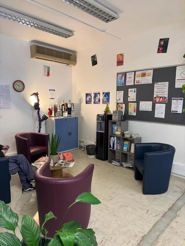 Immeuble - 2 300 m²