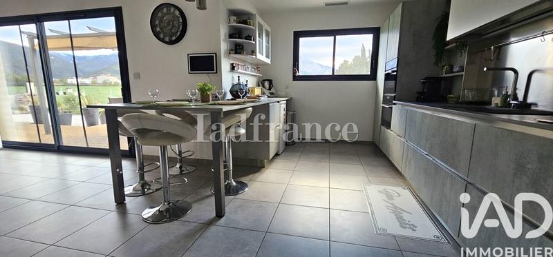 Maison - 89 m² - 4 pièces