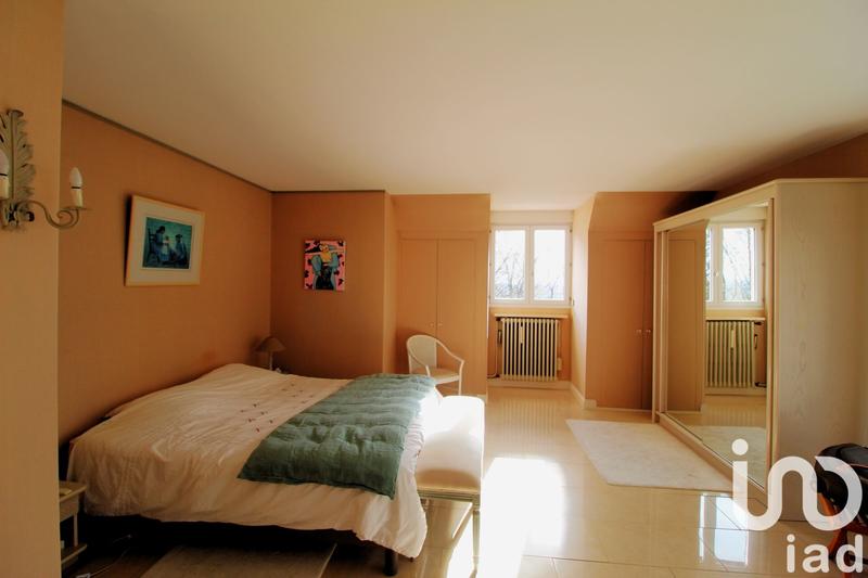 Maison de maîtres - 262 m² - 9 pièces