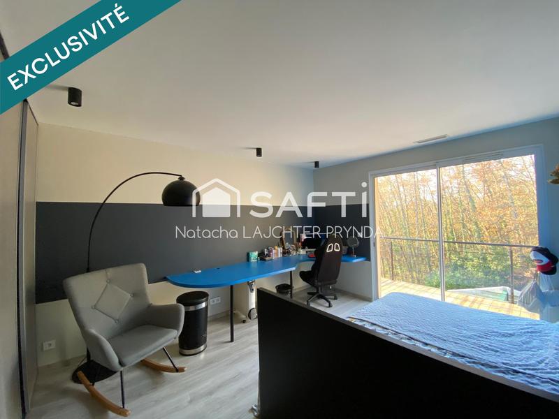 Maison - 181 m² - 6 pièces