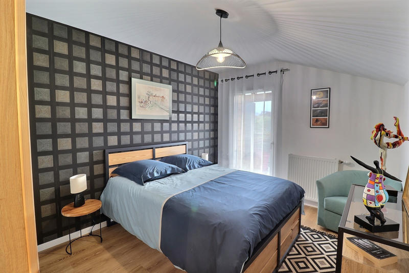 Appartement - 126 m² - 5 pièces