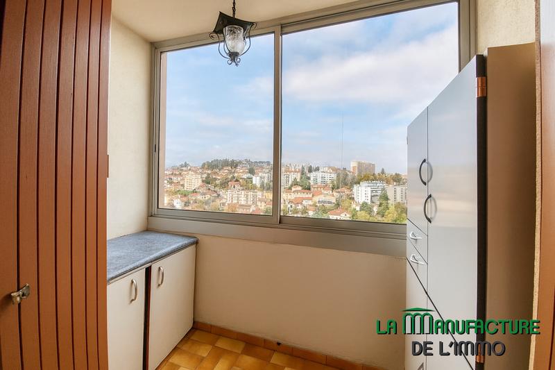 Appartement - 75 m² - 4 pièces