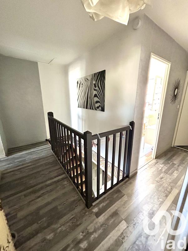 Maison - 95 m² - 5 pièces