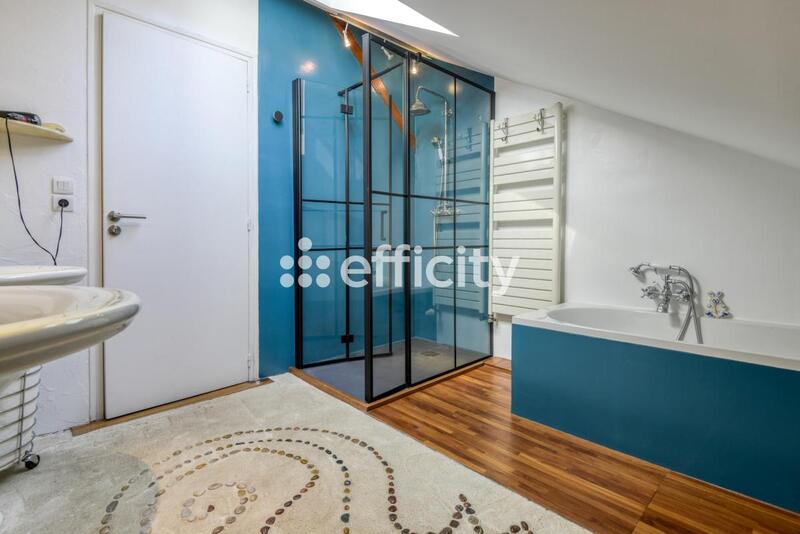 Maison - 190 m² - 8 pièces