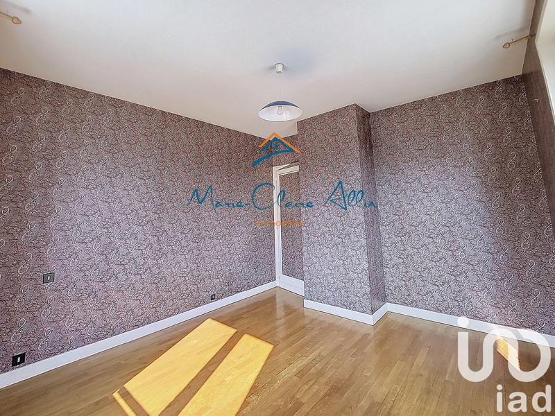 Maison - 193 m² - 8 pièces