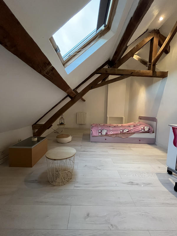 Maison - 1 158 m² - 6 pièces