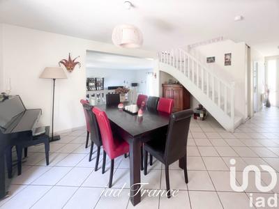 Maison - 197 m² - 8 pièces