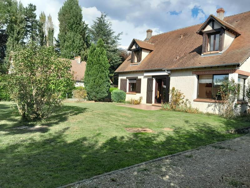 Maison - 151 m² - 7 pièces
