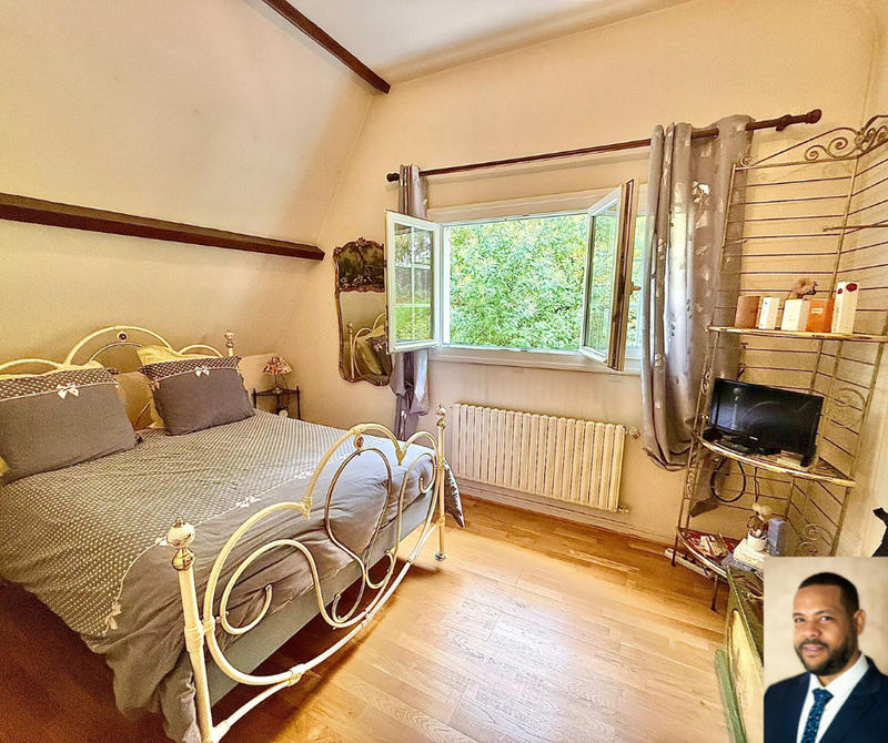 Maison - 200 m² - 7 pièces