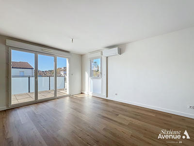 Appartement - 65 m² - 3 pièces