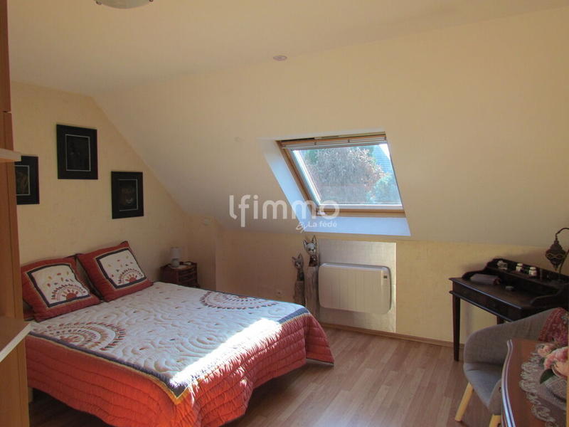 Maison - 180 m² - 7 pièces