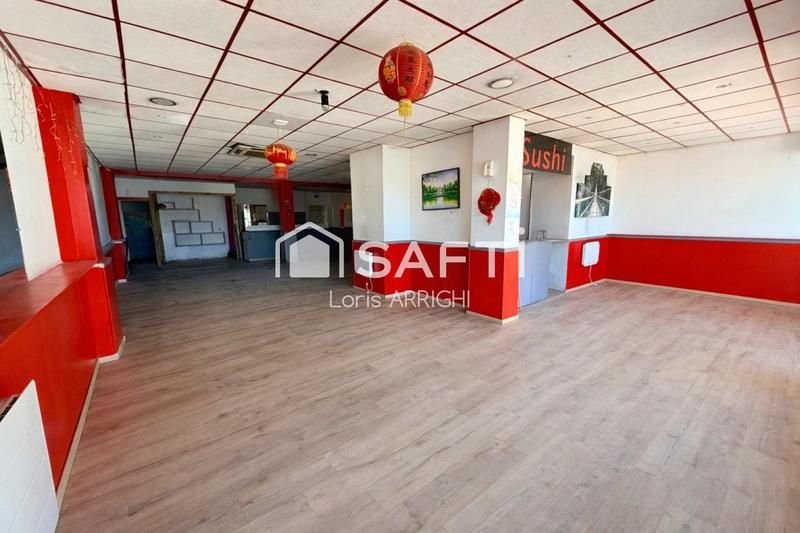 Local commercial - 180 m² - 5 pièces