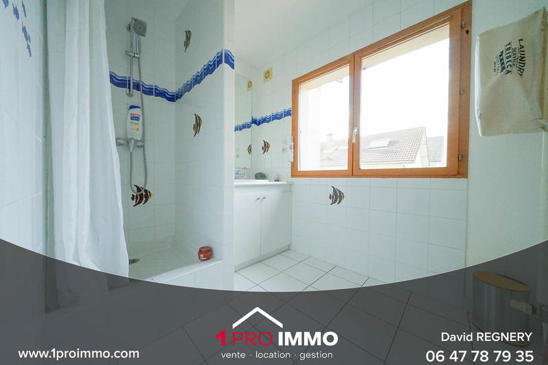 Maison - 224 m² - 8 pièces