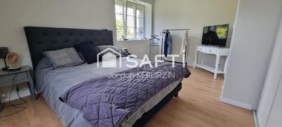 Maison - 139 m² - 8 pièces