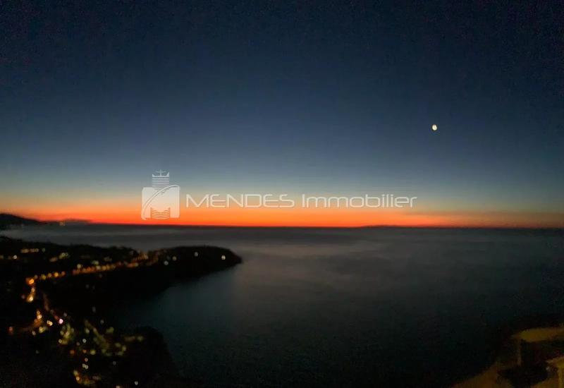 Appartement - 112 m² - 4 pièces