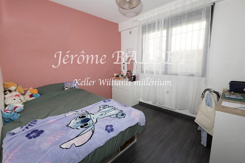 Maison - 180 m² - 6 pièces